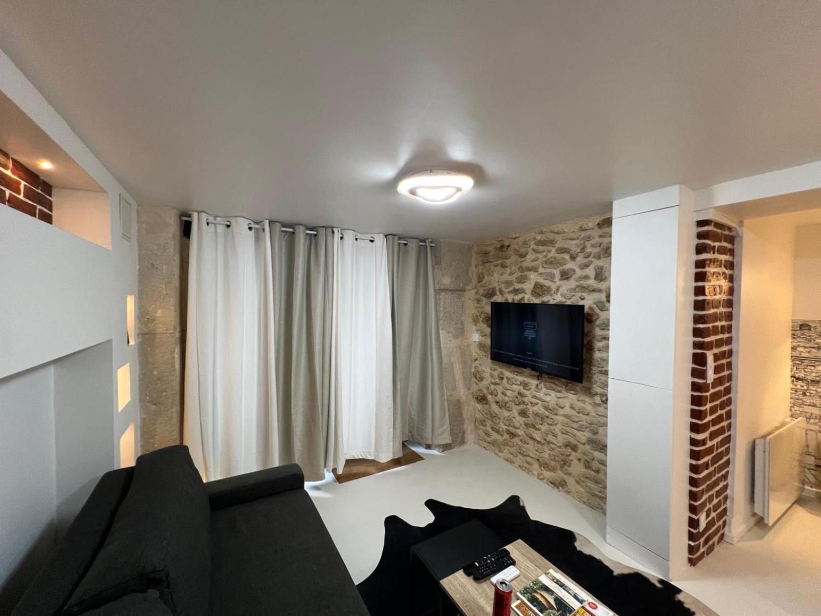 Appartement Design Quartier Montmartre-Sacre-Coeur! Paris Xviiie Экстерьер фото