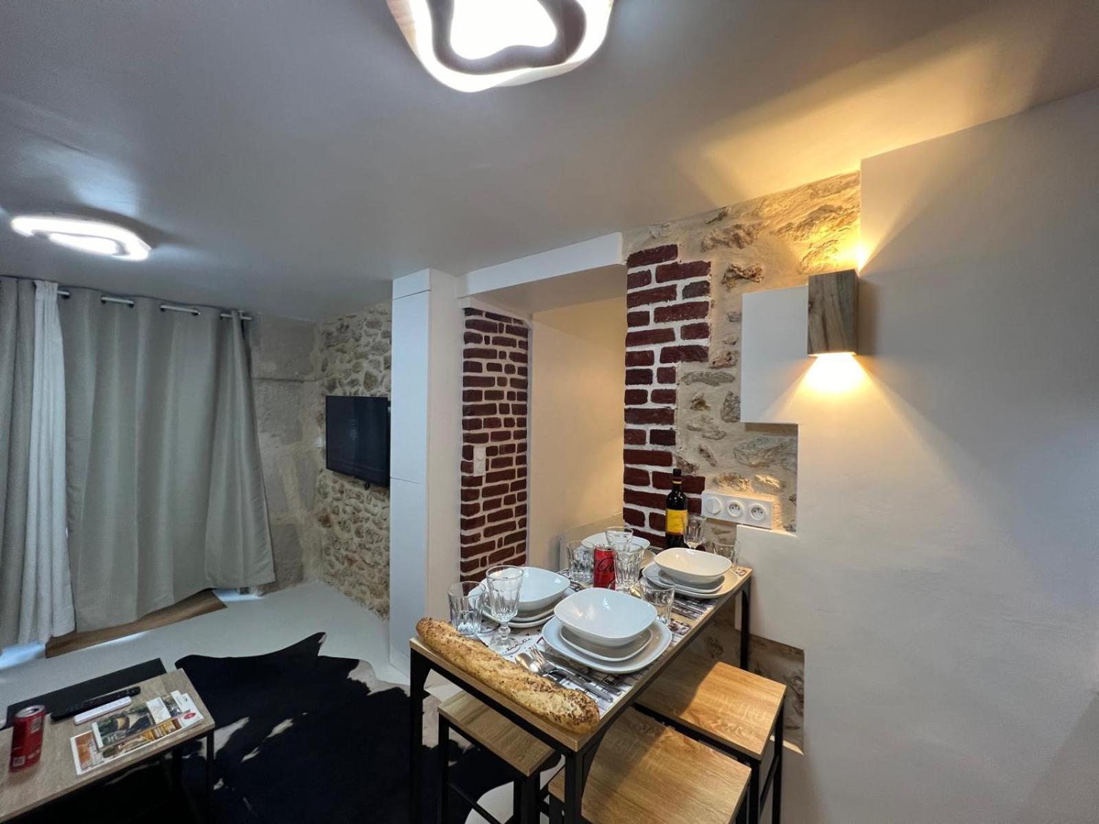 Appartement Design Quartier Montmartre-Sacre-Coeur! Paris Xviiie Экстерьер фото
